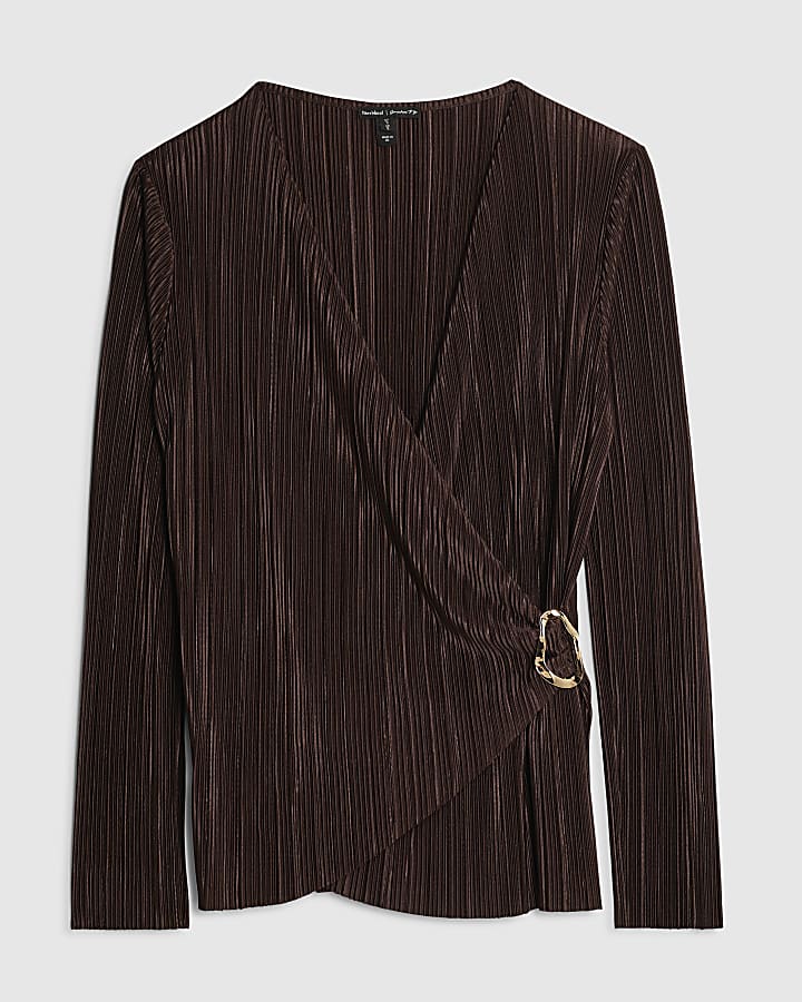 Brown Plisse Trim Top