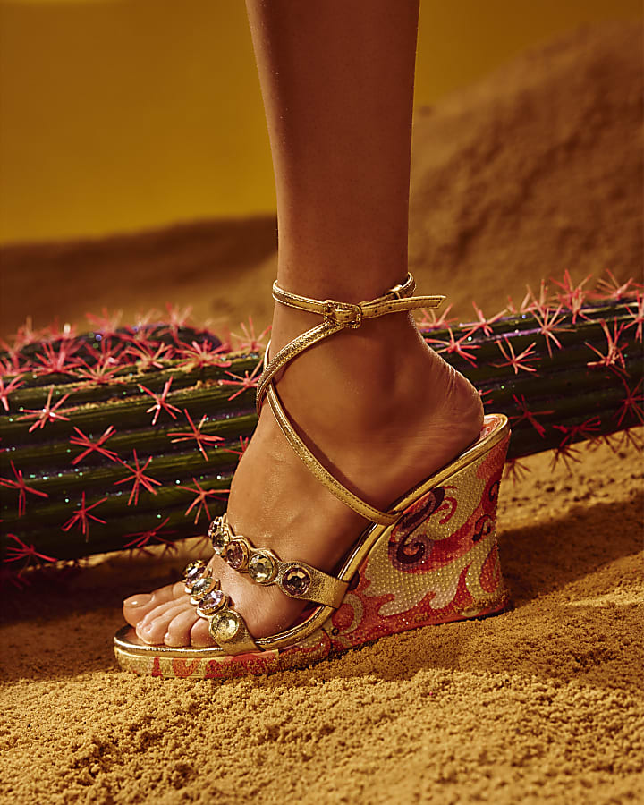 Pink Gem Detail Wedges