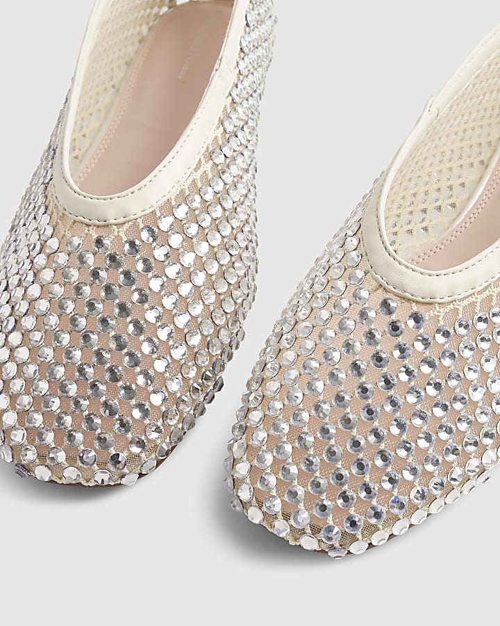 Cream Embellished Ballet Pumps