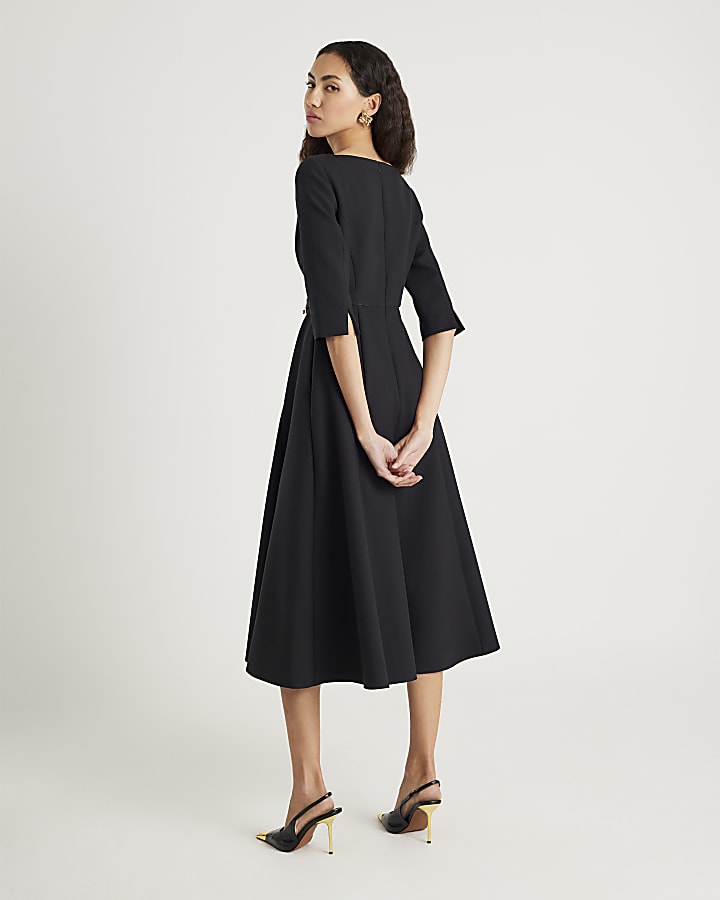 Black Long Sleeve Boat Neck Belted Midi Dress