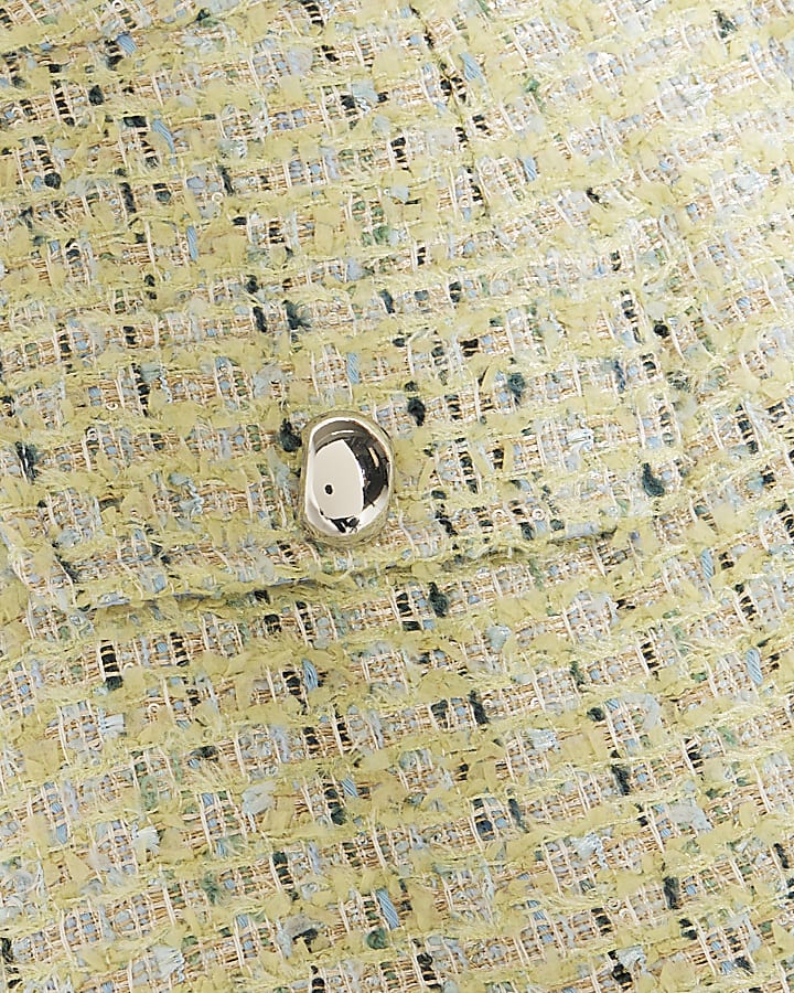 Green Scallop Trim Boucle Shorts