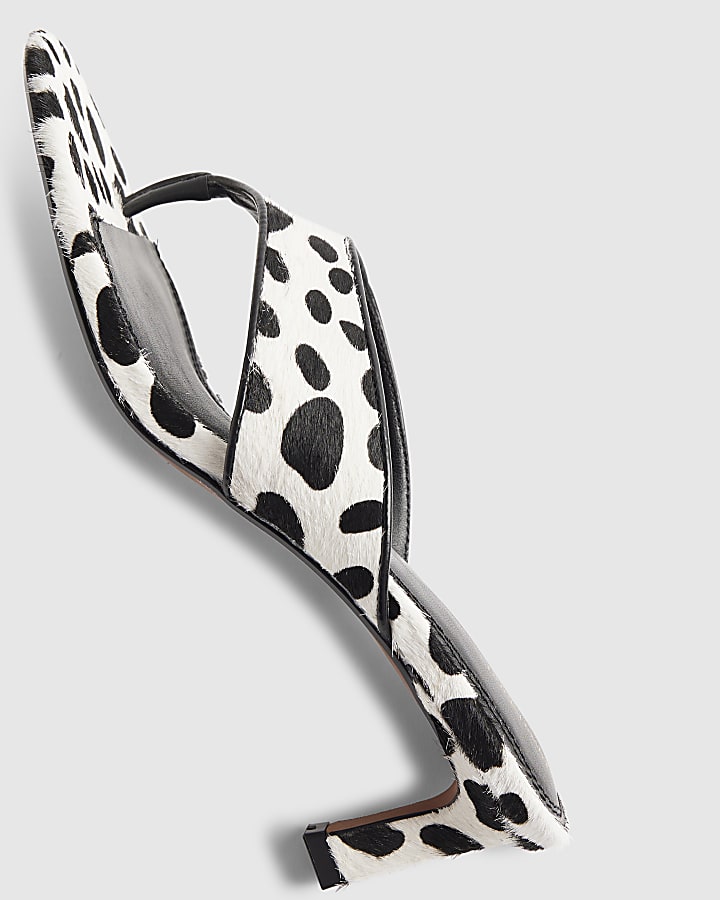 White Spot Print Toe Thong Mule Sandals