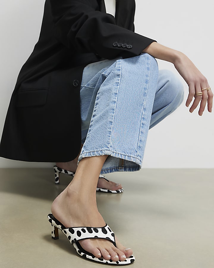 White Spot Print Toe Thong Mule Sandals