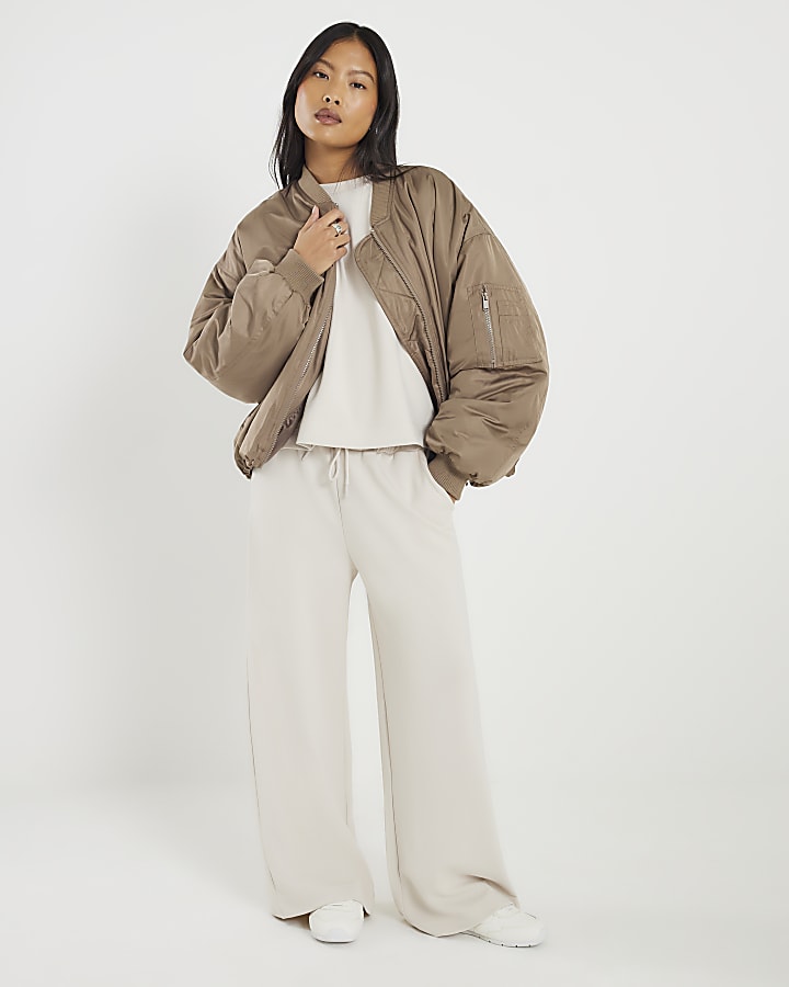 Petite Cream Premium Boxy T-shirt