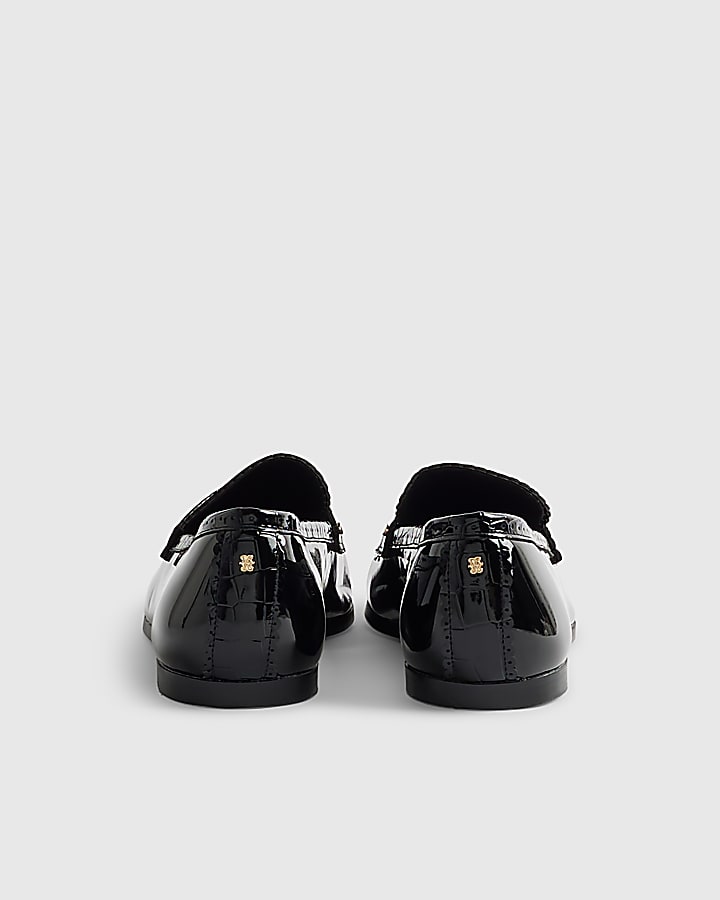 Black Scallop Edge Patent Loafers