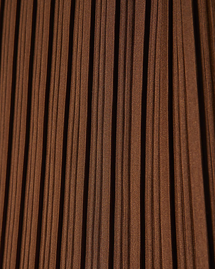 Brown Plisse Short Sleeve Top