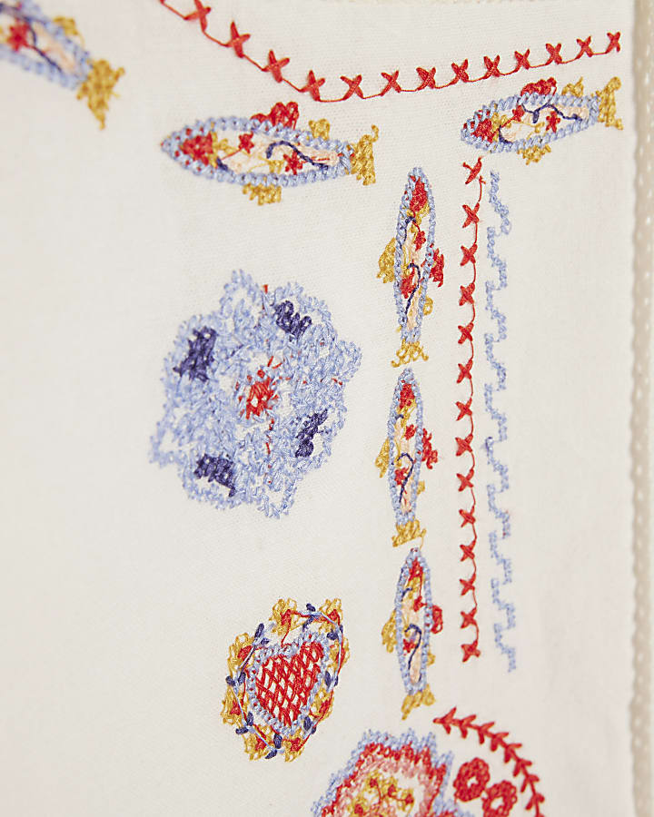 White Embroidered Long Sleeve Blouse