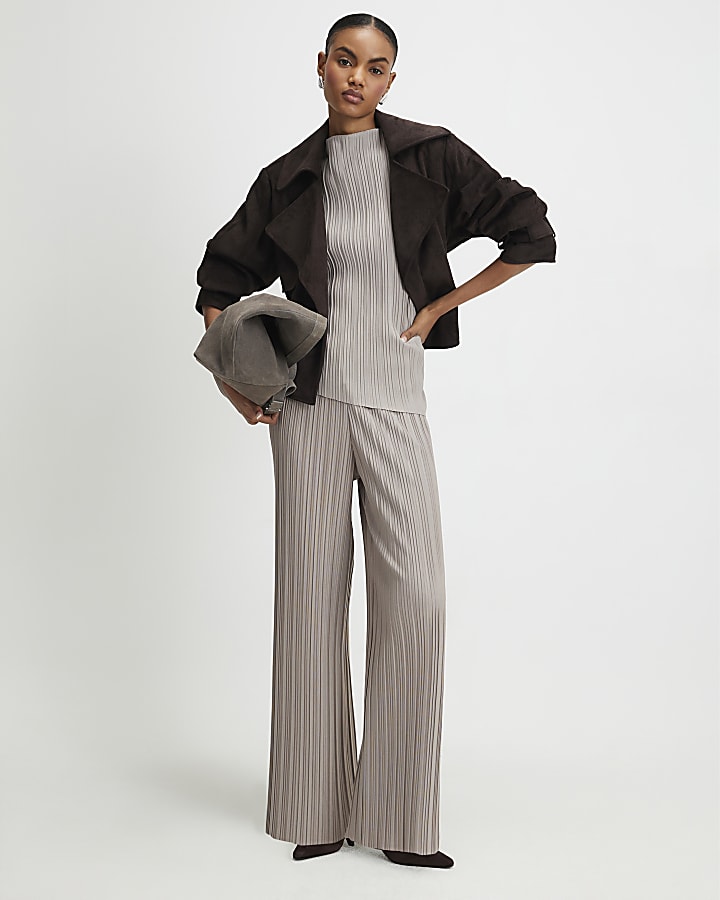 Grey Plisse Sleeveless Asymmetric Hem Top