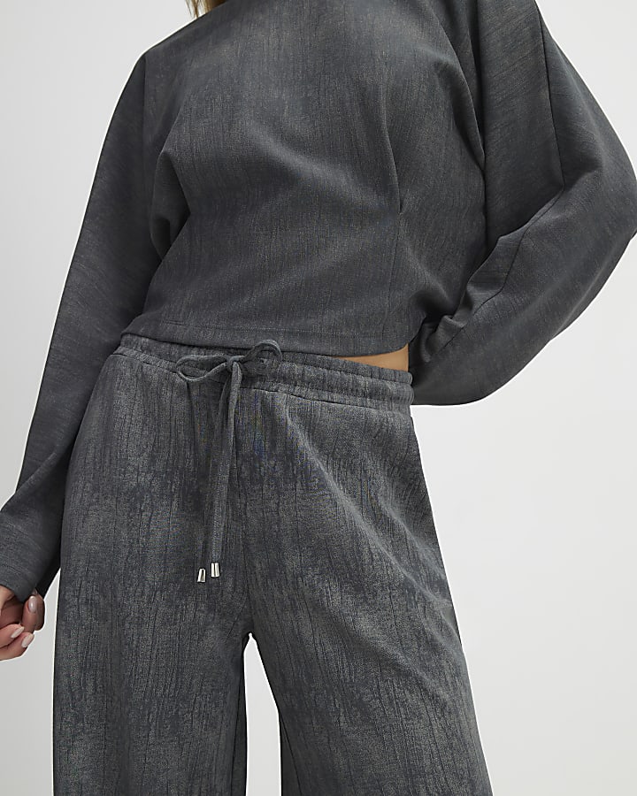 Petite Brown Premium Crinkle Wide Leg Joggers