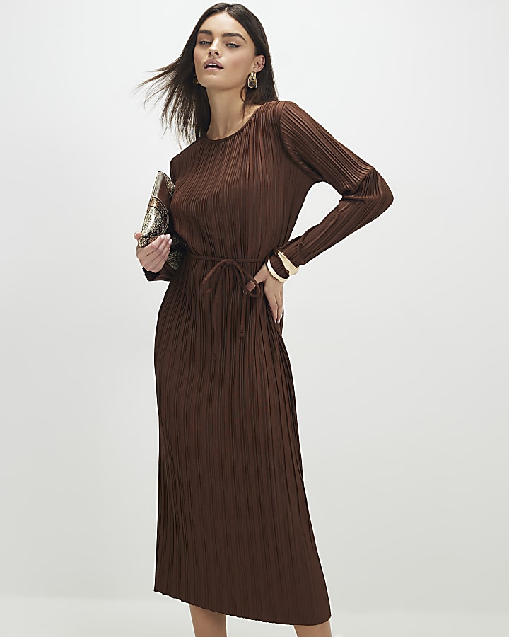 Brown Long Sleeve Plisse Belted Midi Dress