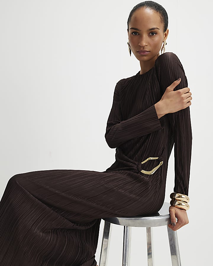 Brown Plisse Buckle Detail Midi Dress