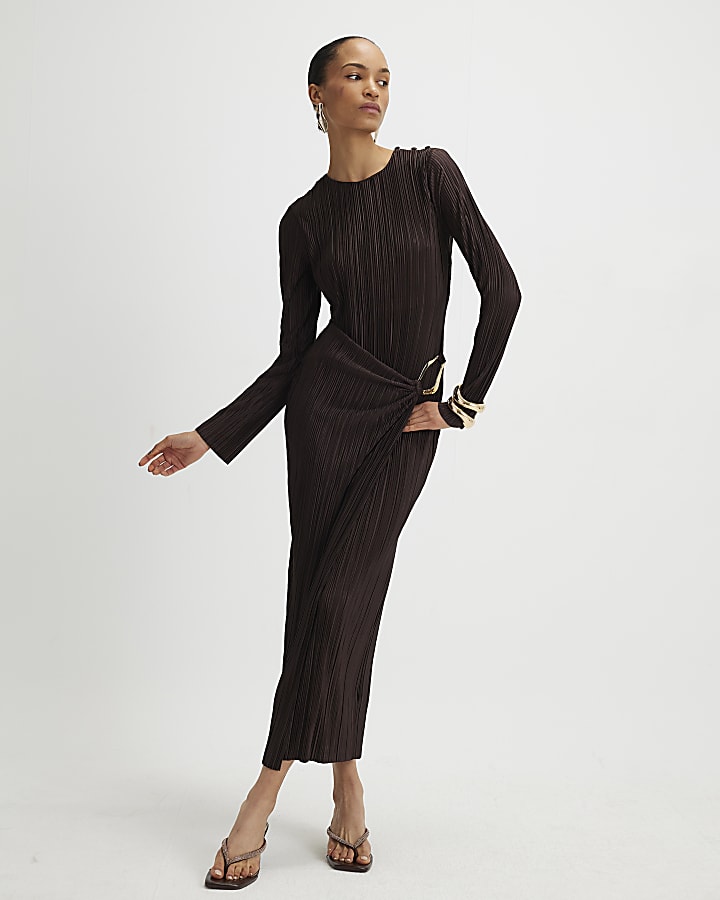 Brown Plisse Buckle Detail Midi Dress