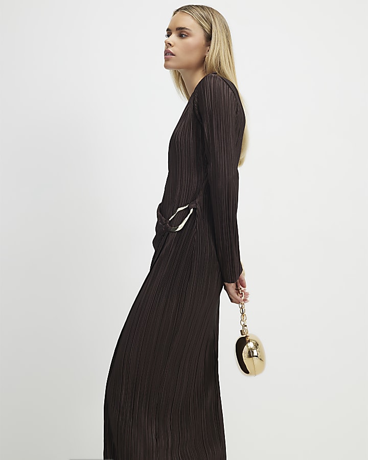 Petite Brown Plisse Buckle Detail Midi Dress