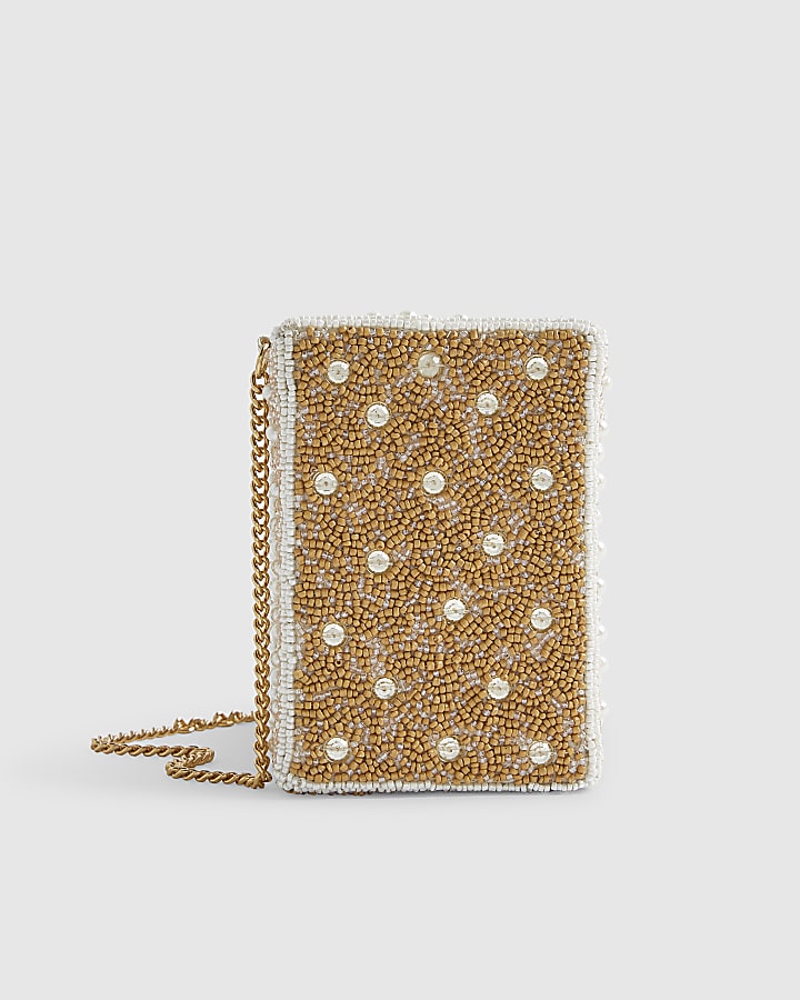 Cream Beaded Strawberry Sandwich Bag