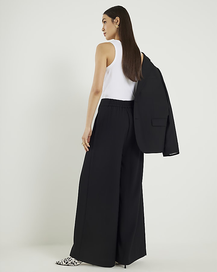 Black Pleated Wide Leg Trousers