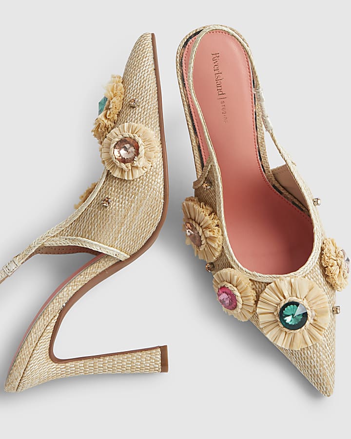 Beige Embellished Raffia Flower Court Heels
