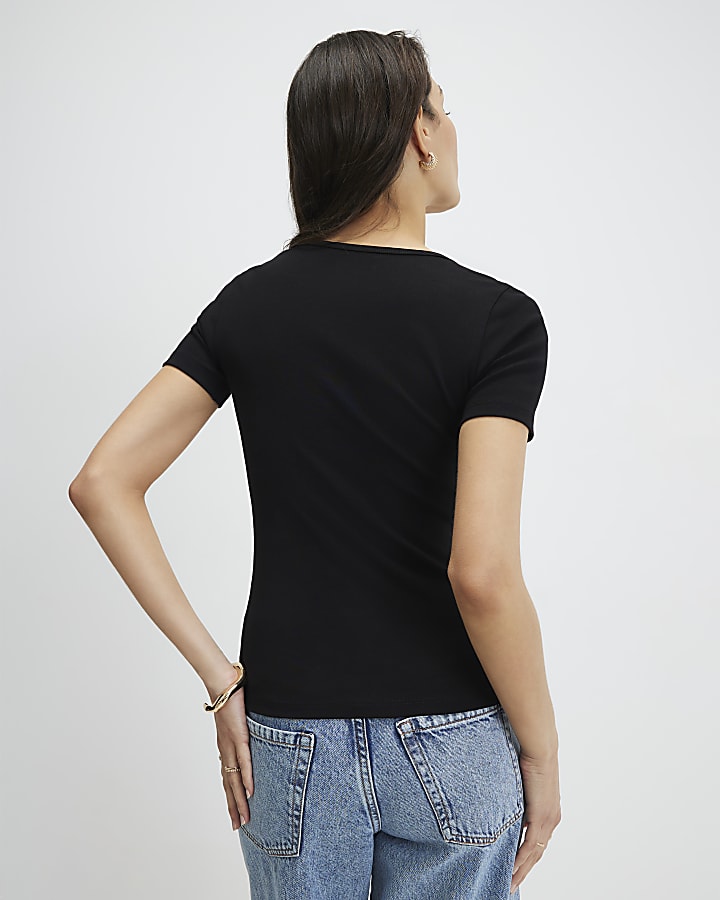Black Short Sleeve Scoop Neck Top