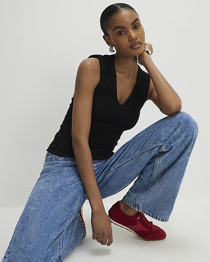 Black Sleeveless Wide Ribbed Tank Top