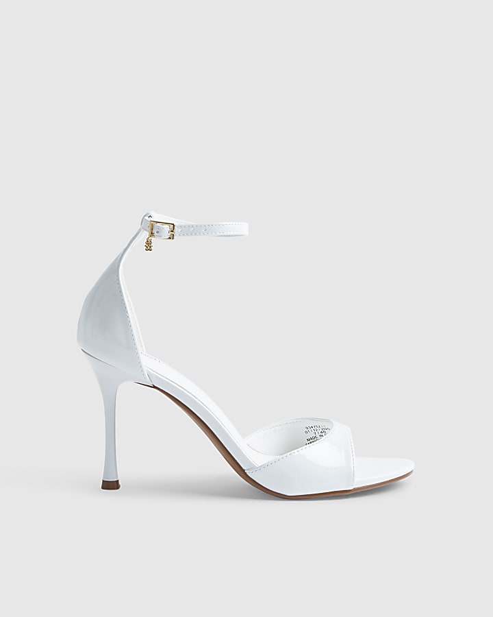 White Wide Fit Closed Back Healed Sandals