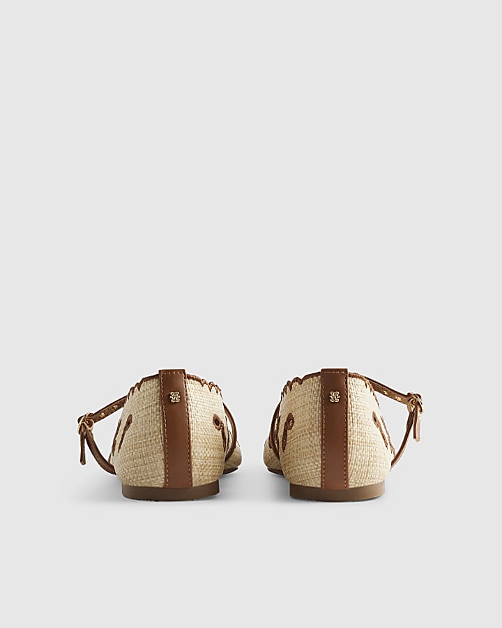 Cream Scallop Edge Broderie Ballet Pumps