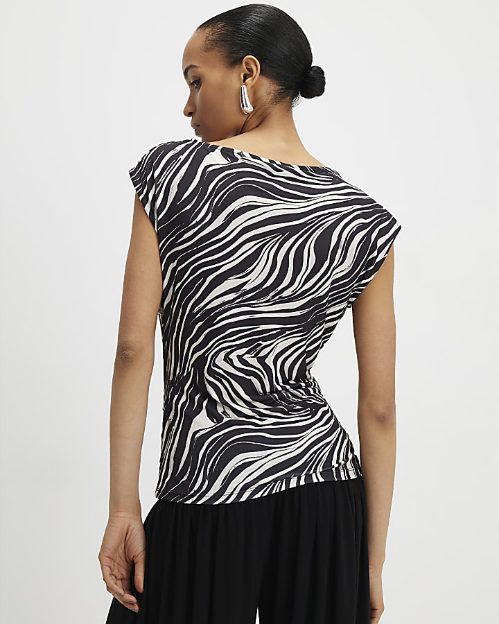 Black Animal Print Ruched Short Sleeve Top