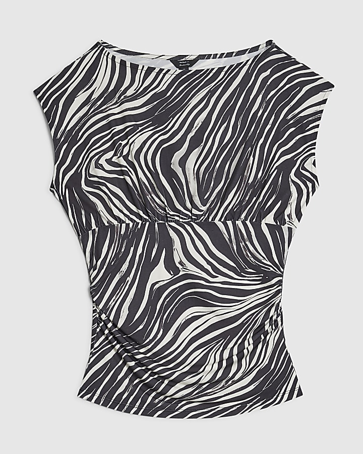 Black Animal Print Ruched Short Sleeve Top