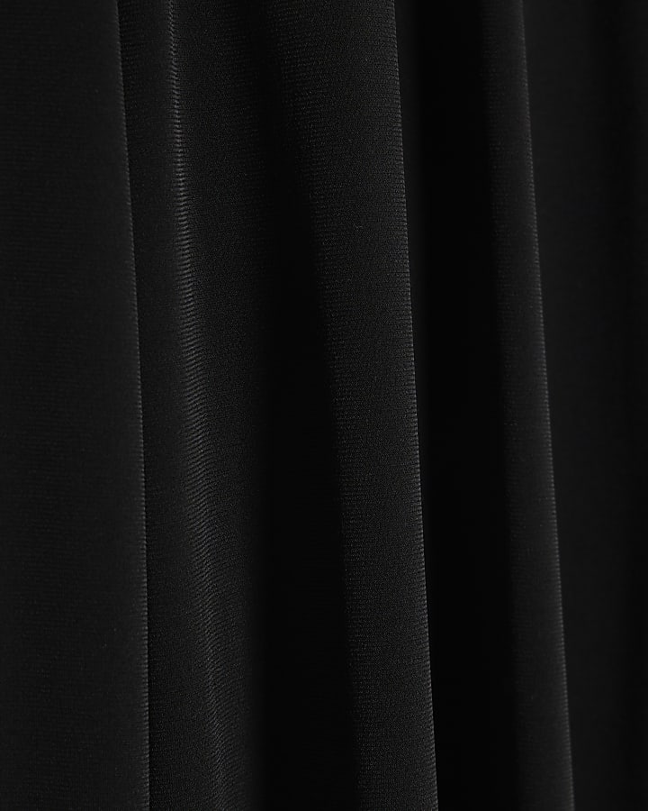 Black Barrel Leg Trousers