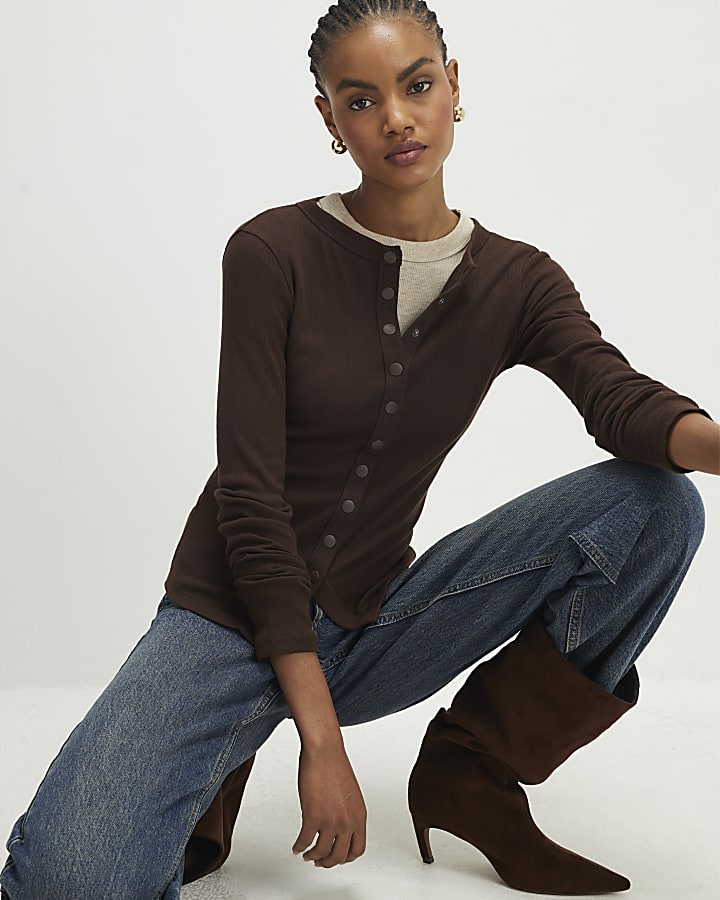 Brown Popper Rib Top