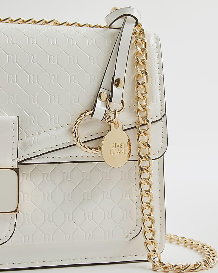 White Tab Front Chain Strap Shoulder Bag