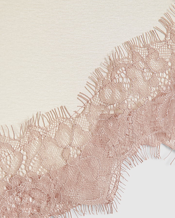 Cream Lace Trim Hip Scarf