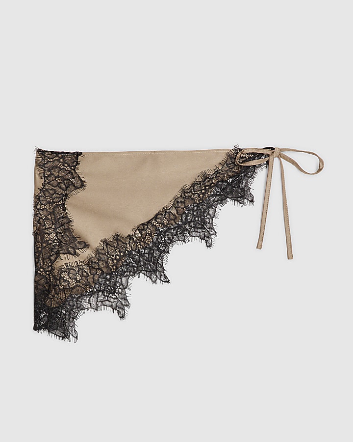 Beige Lace Trim Bandana