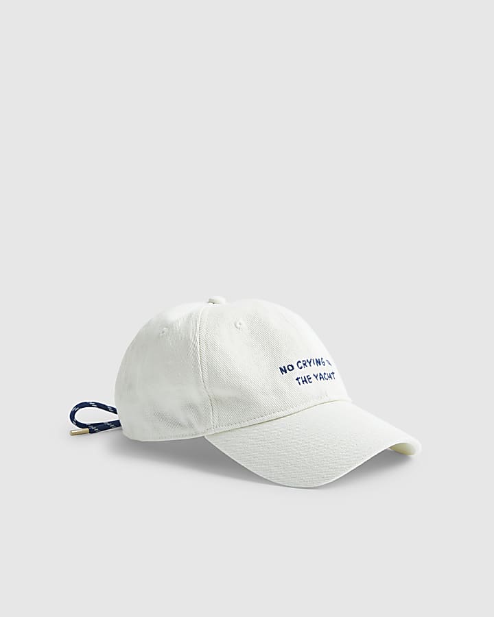 White no crying on the yacht cap