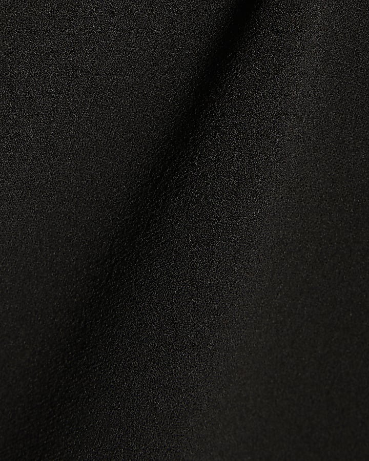 Black Short Sleeve Lace Trim Asymmetric Top