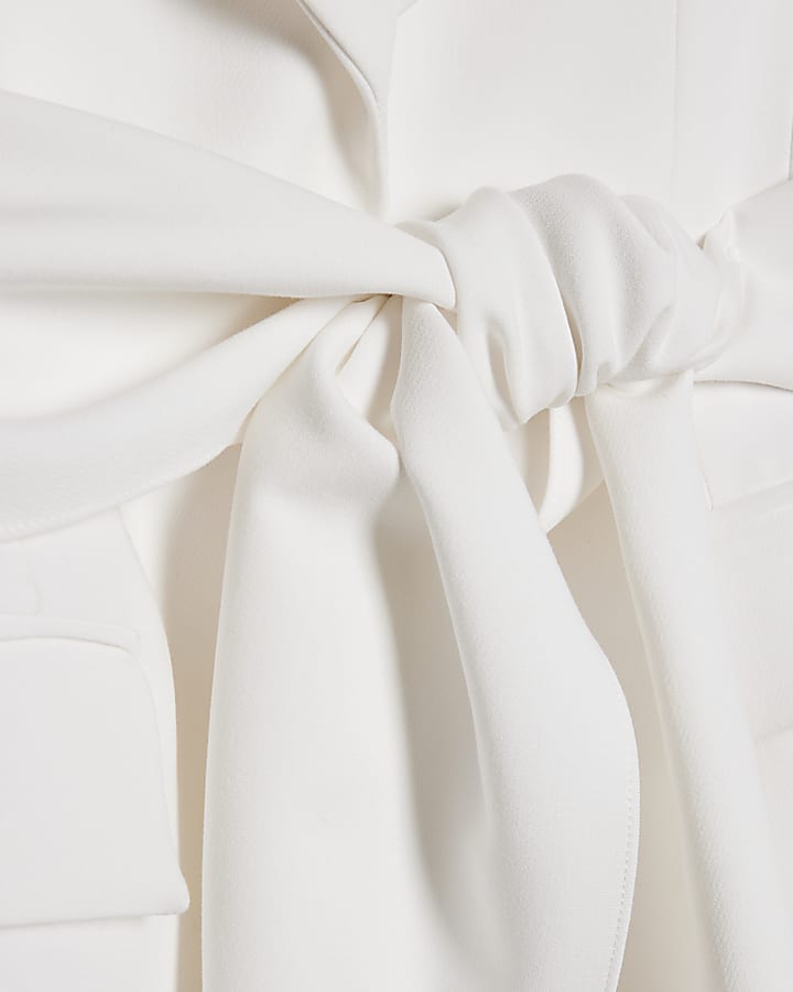 White Shawl Collar Tie Waist Blazer