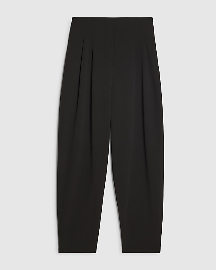 Black Pleated Tapered Trousers