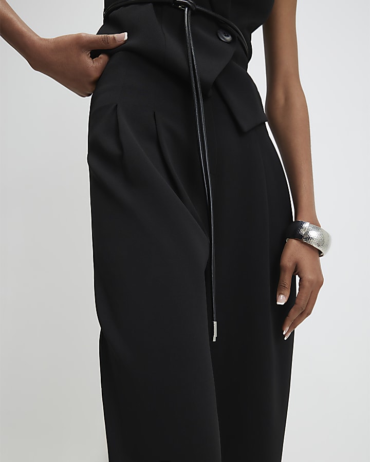 Black Pleated Tapered Trousers