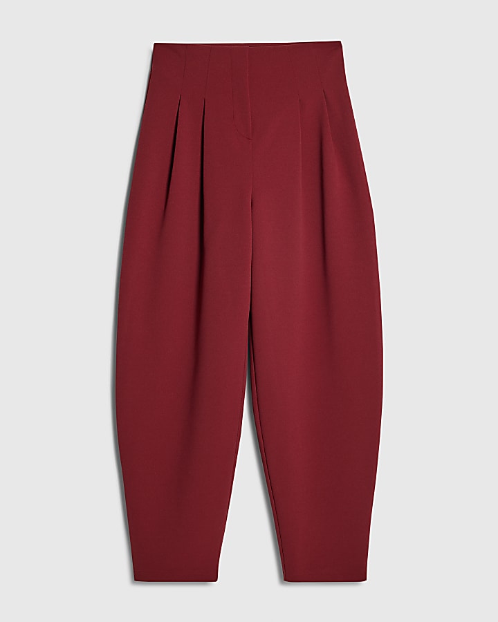Red Pleated Tapered Trousers