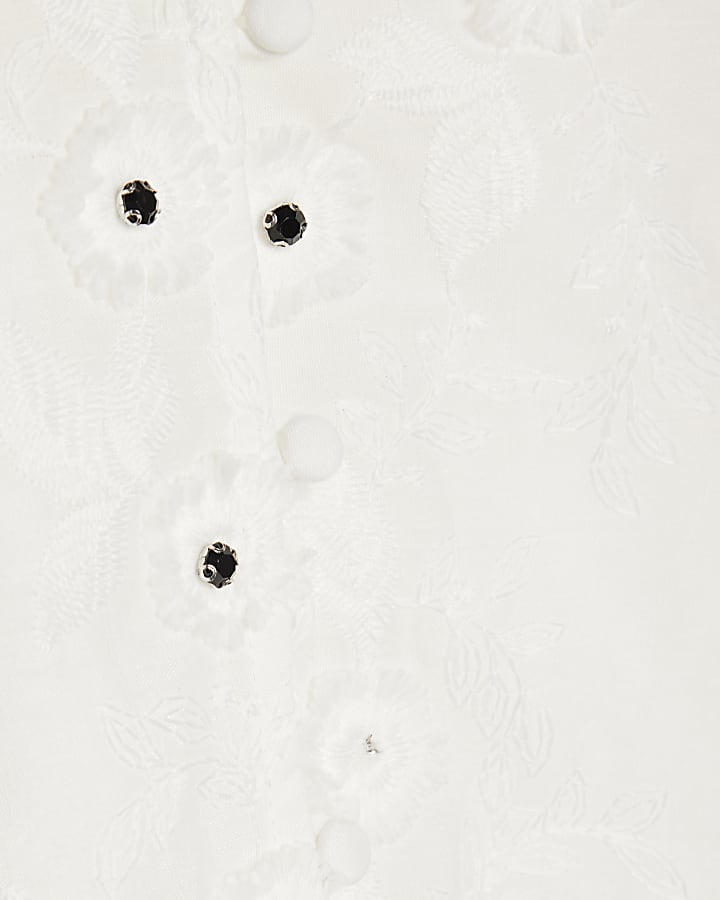 White 3D Floral Detail Short Sleeve Blouse