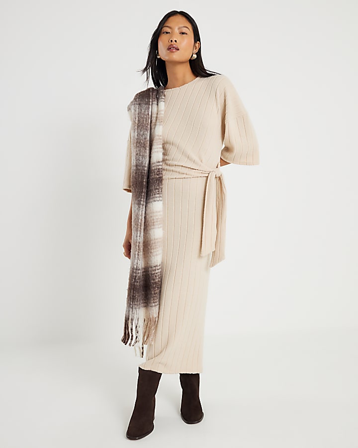 Petite Beige Short Sleeve Ribbed Cosy Dress