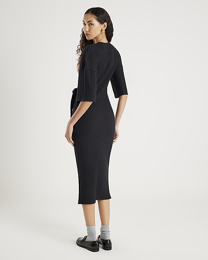 Black Short Sleeve Ribbed Cosy Midi Dress
