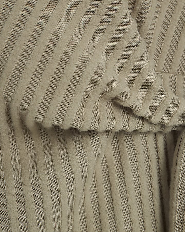 Green Short Sleeve Ribbed Cosy Midi Dress