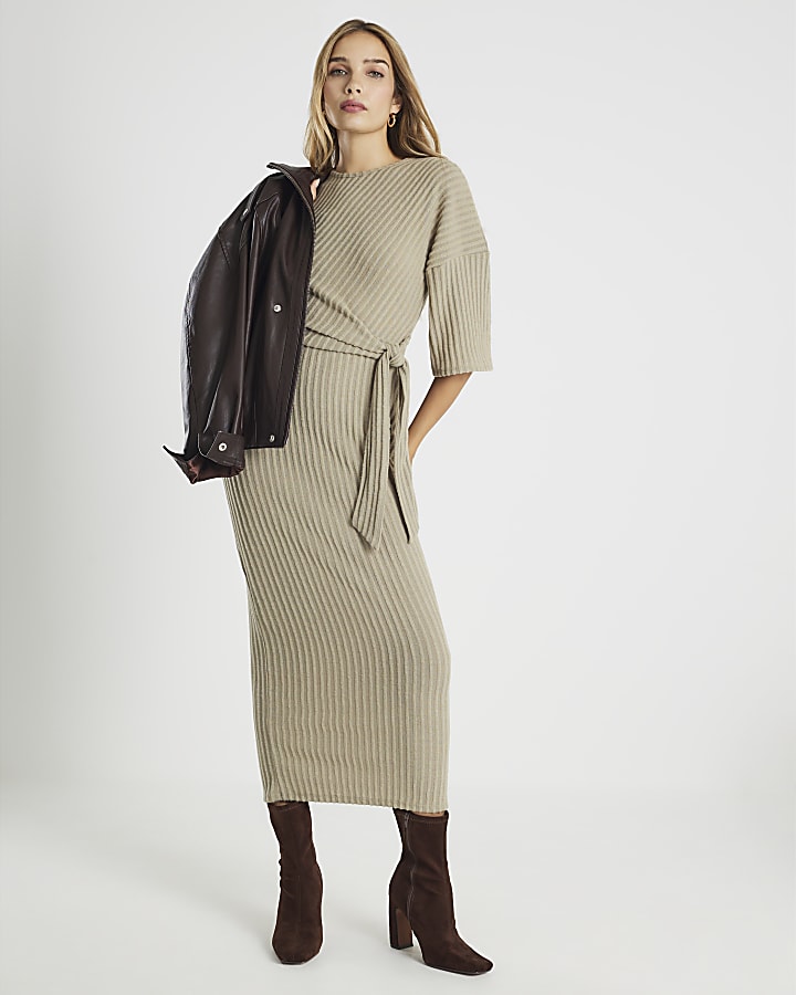Green Short Sleeve Ribbed Cosy Midi Dress