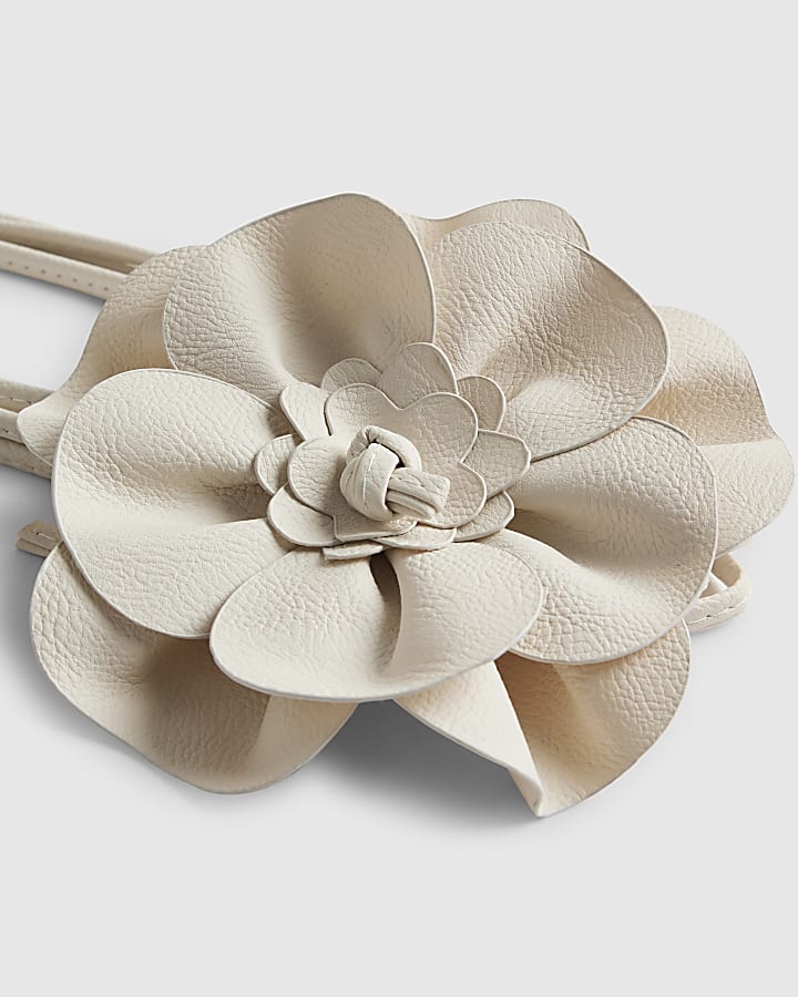 Cream Corsage Flower Belt