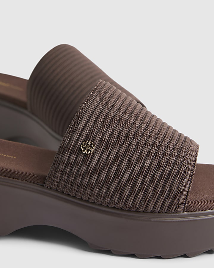 Brown Knitted Flatform Mule Sandals