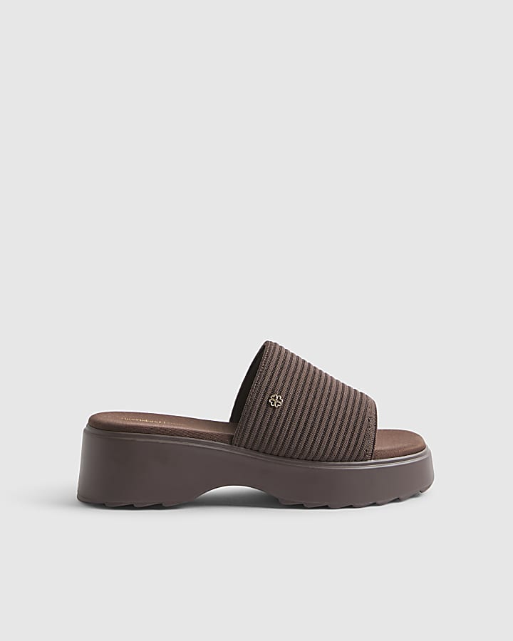 Brown Knitted Flatform Mule Sandals