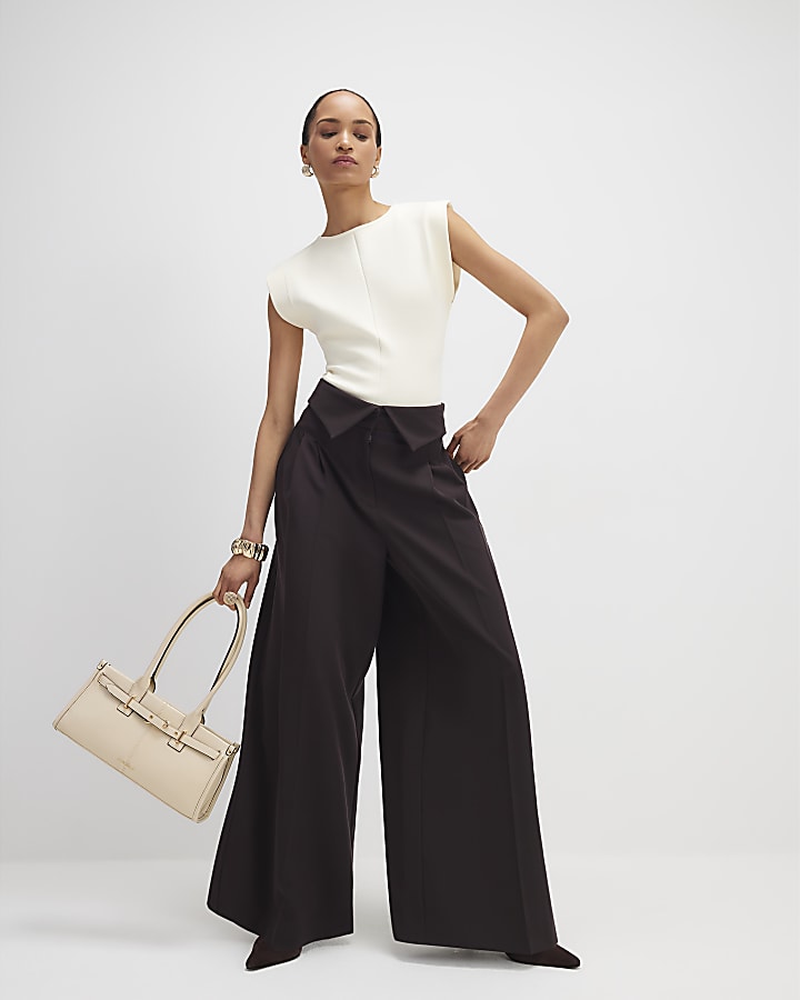 Cream Fitted Knit Sleeveless Top