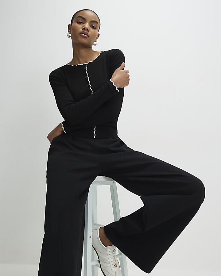 Black Long Sleeve Scallop Trim Ribbed Top