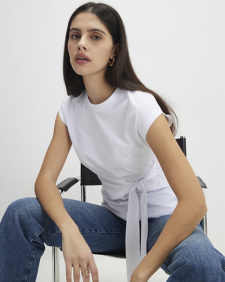 White Short Sleeve Tie Side T-shirt