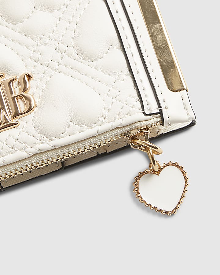 Cream Heart Quilted Purse