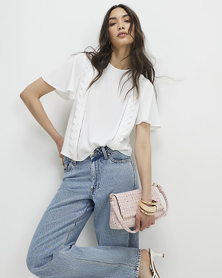 Cream Scallop T-Shirt